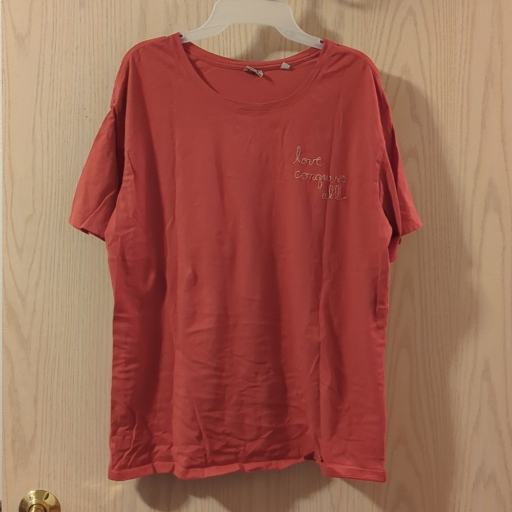JUNK FOOD embroidered red tee shirt, Wonder Woman, love conquers all XXL